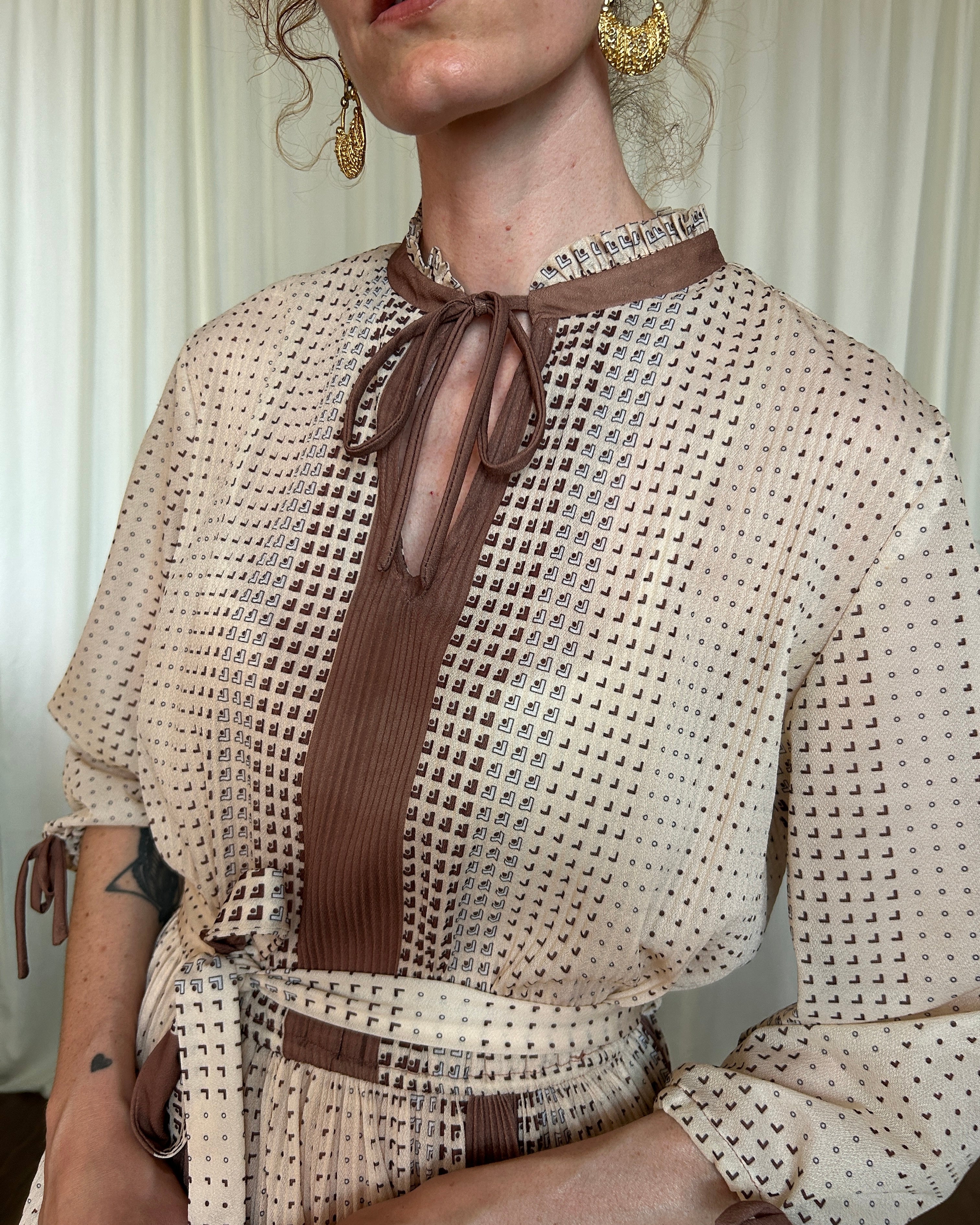 Vestito beige