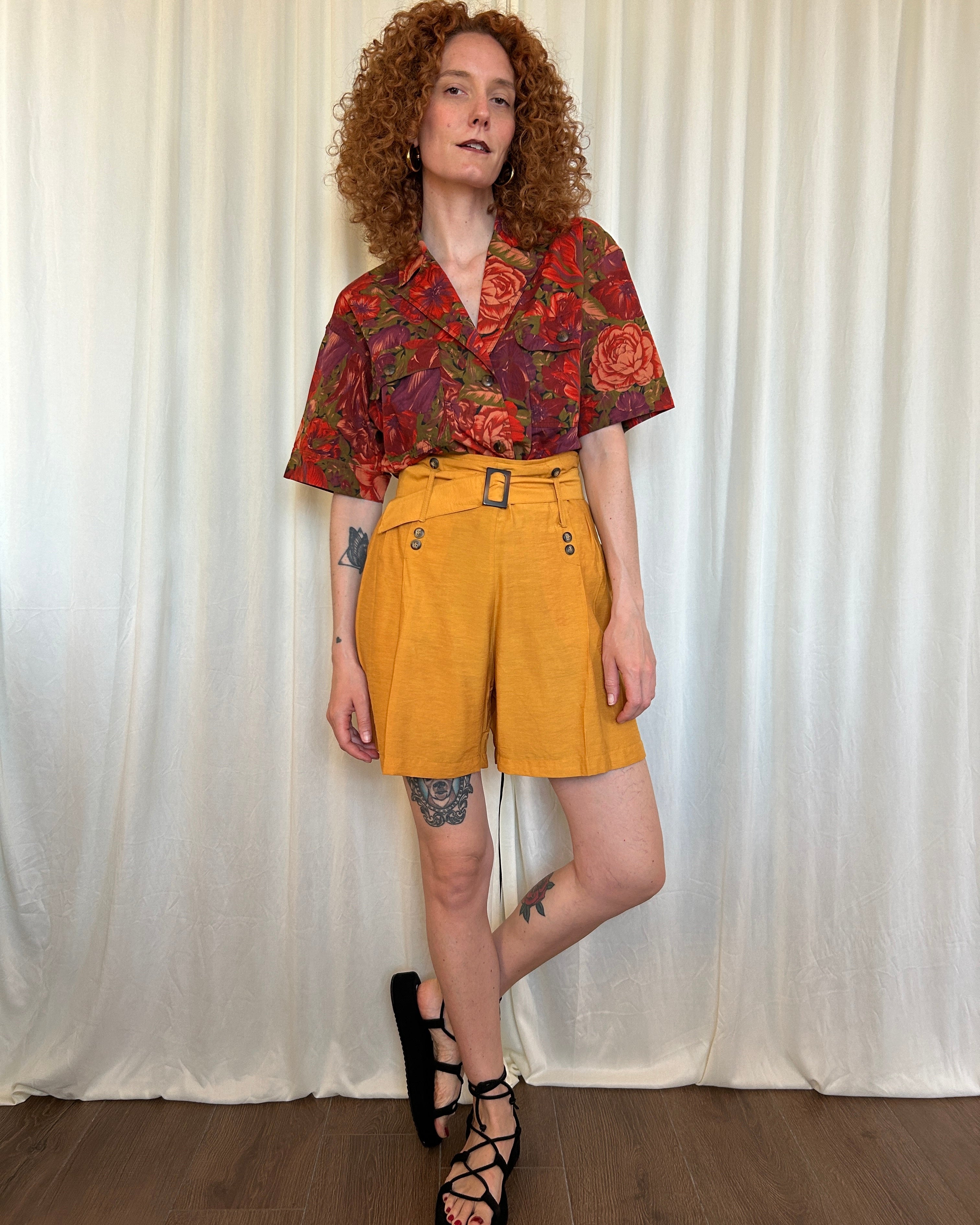 Shorts giallo