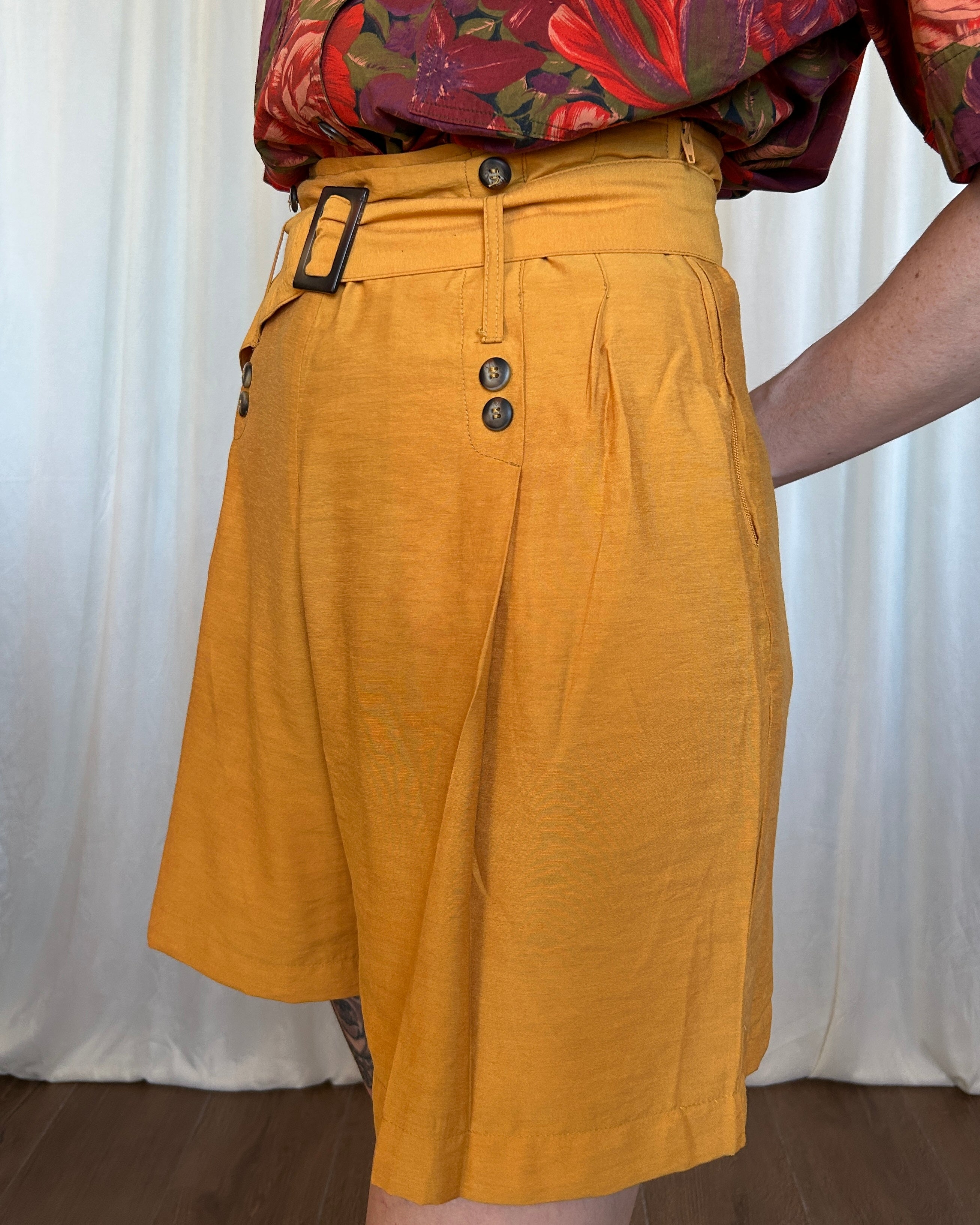 Shorts giallo