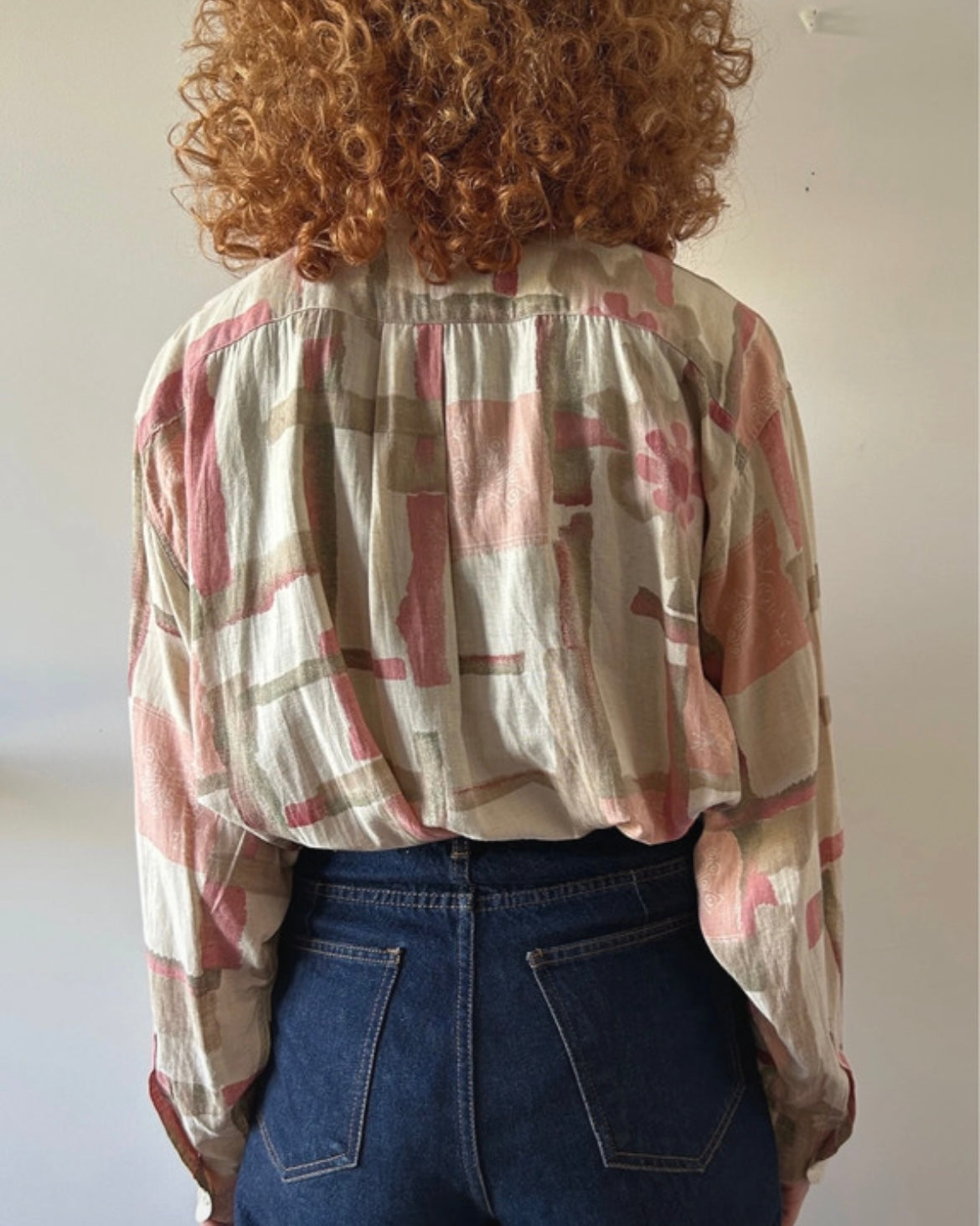 Camicia beige e rosa