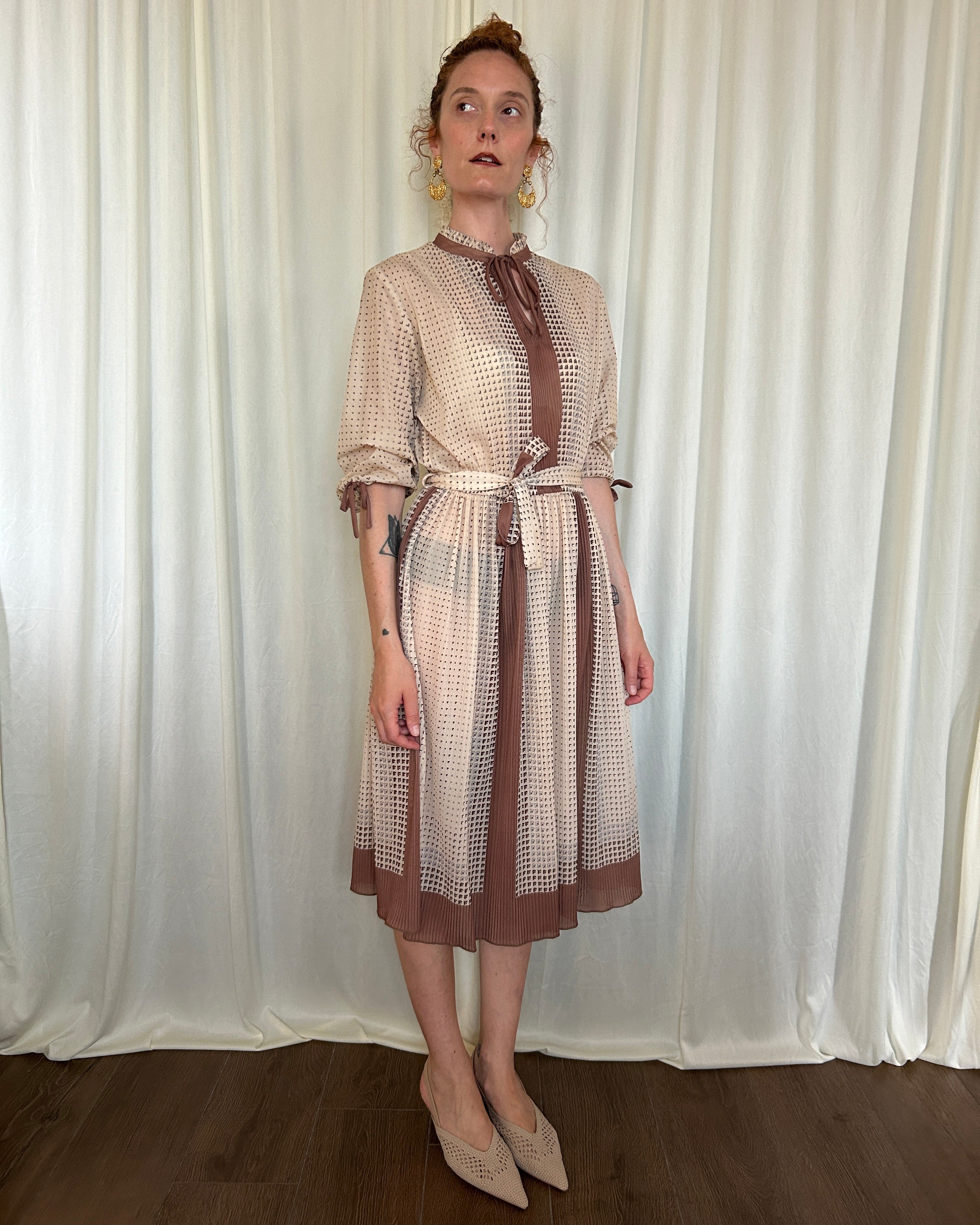 Vestito beige