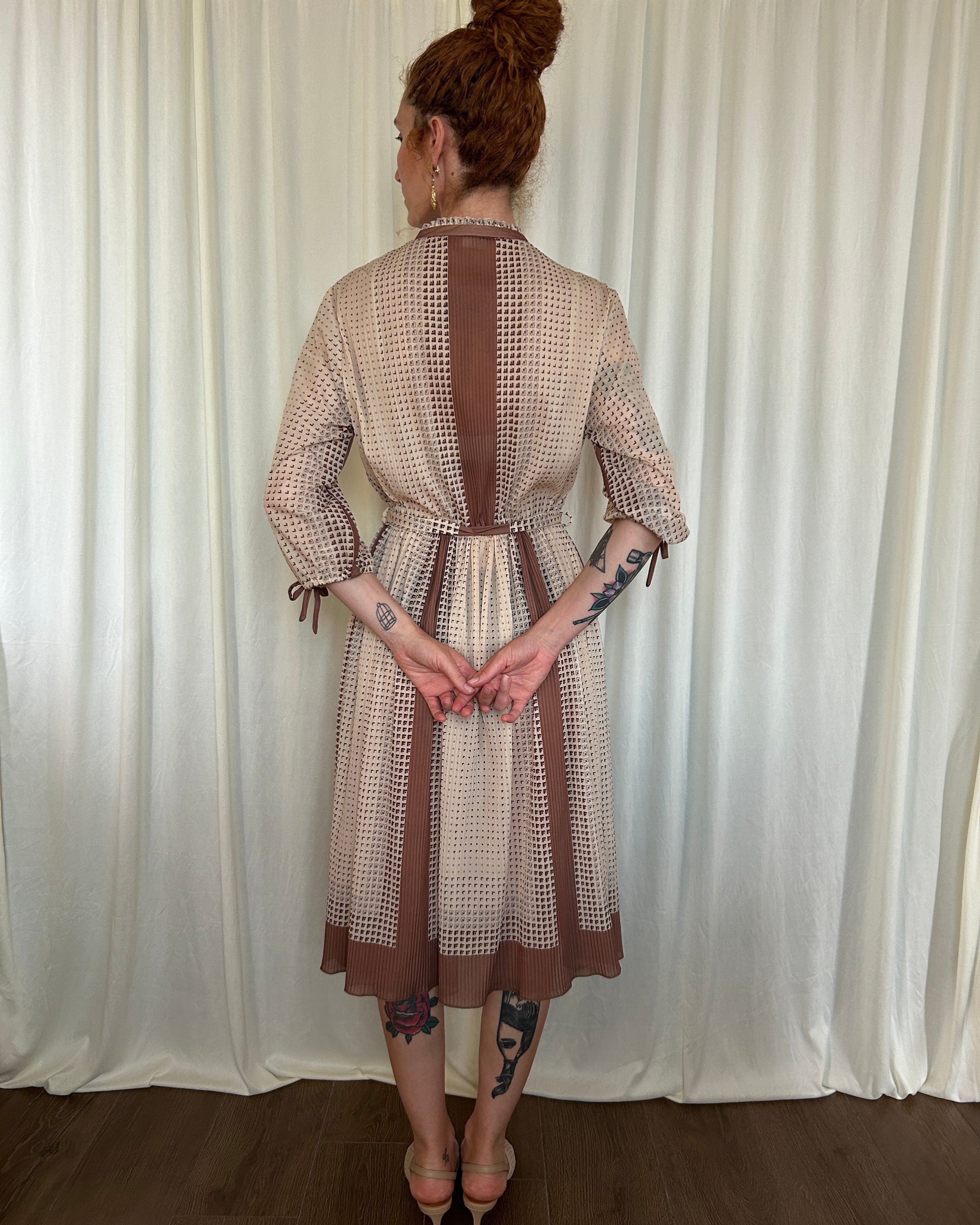 Vestito beige