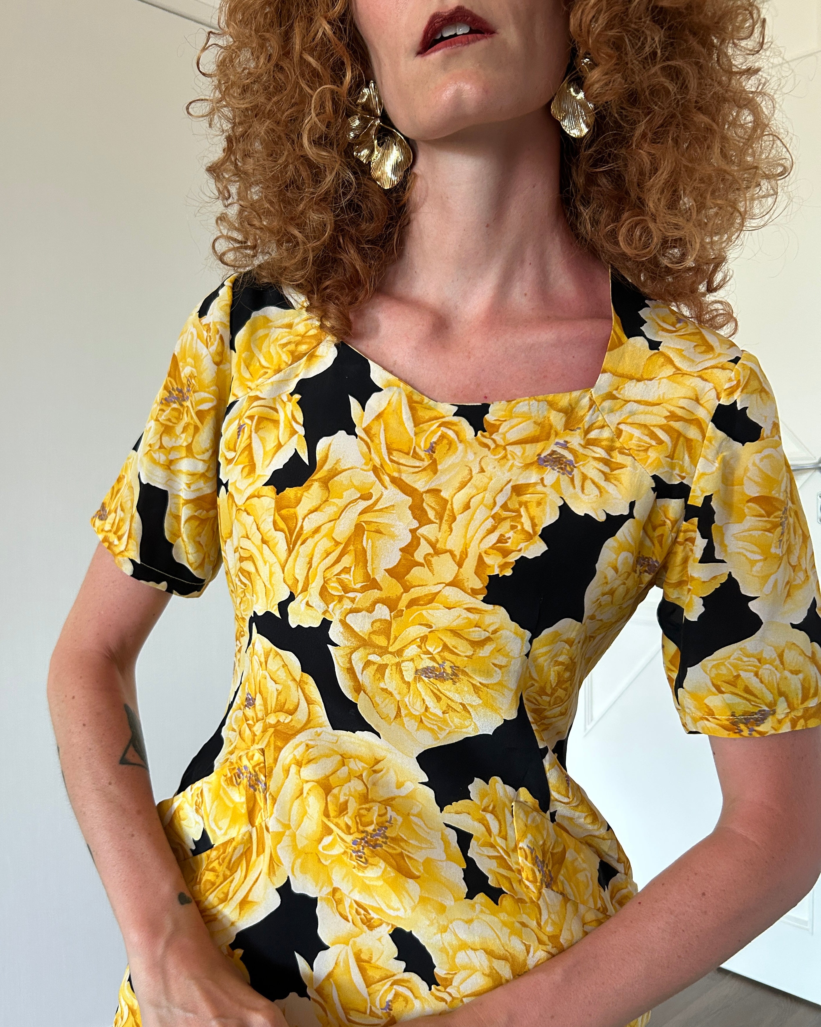 Vestito rose gialle