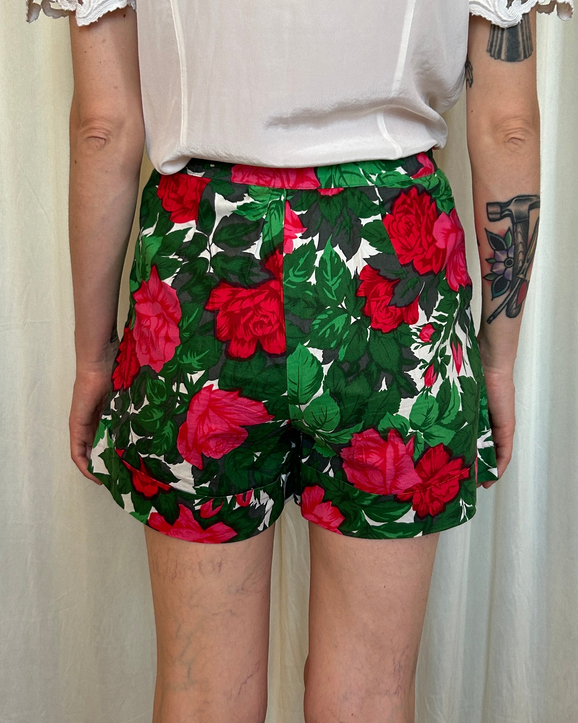 Shorts rose