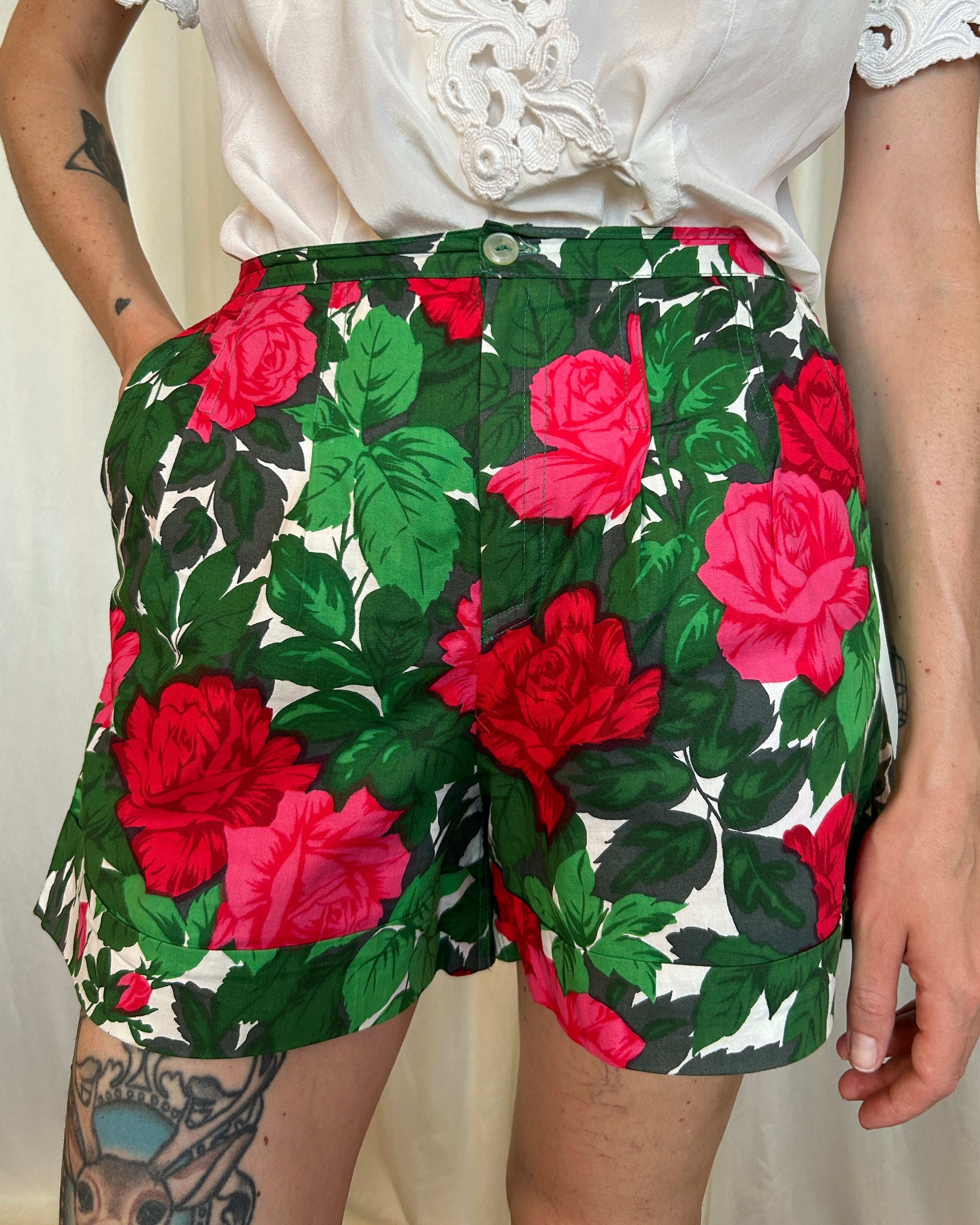Shorts rose