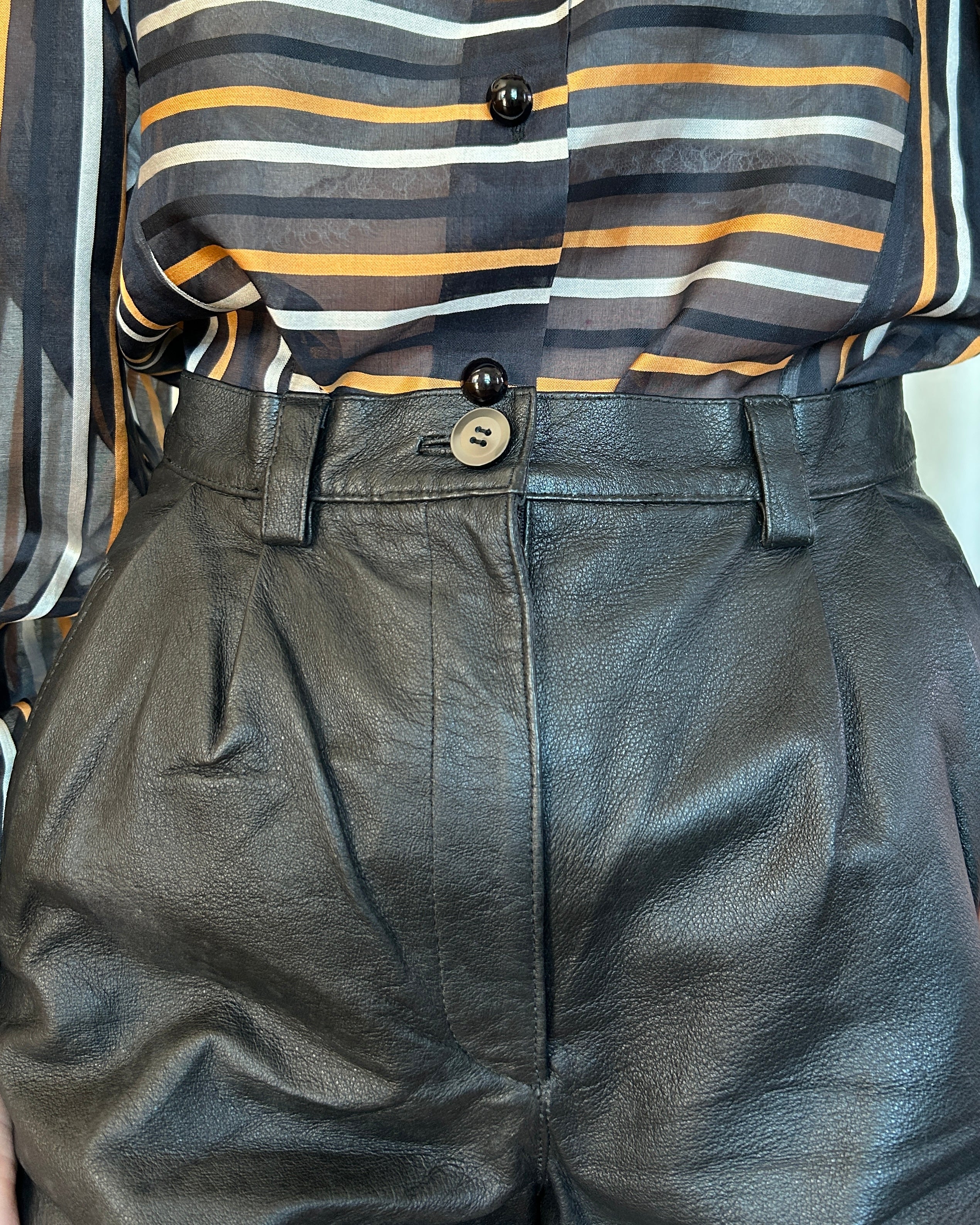 Shorts pelle