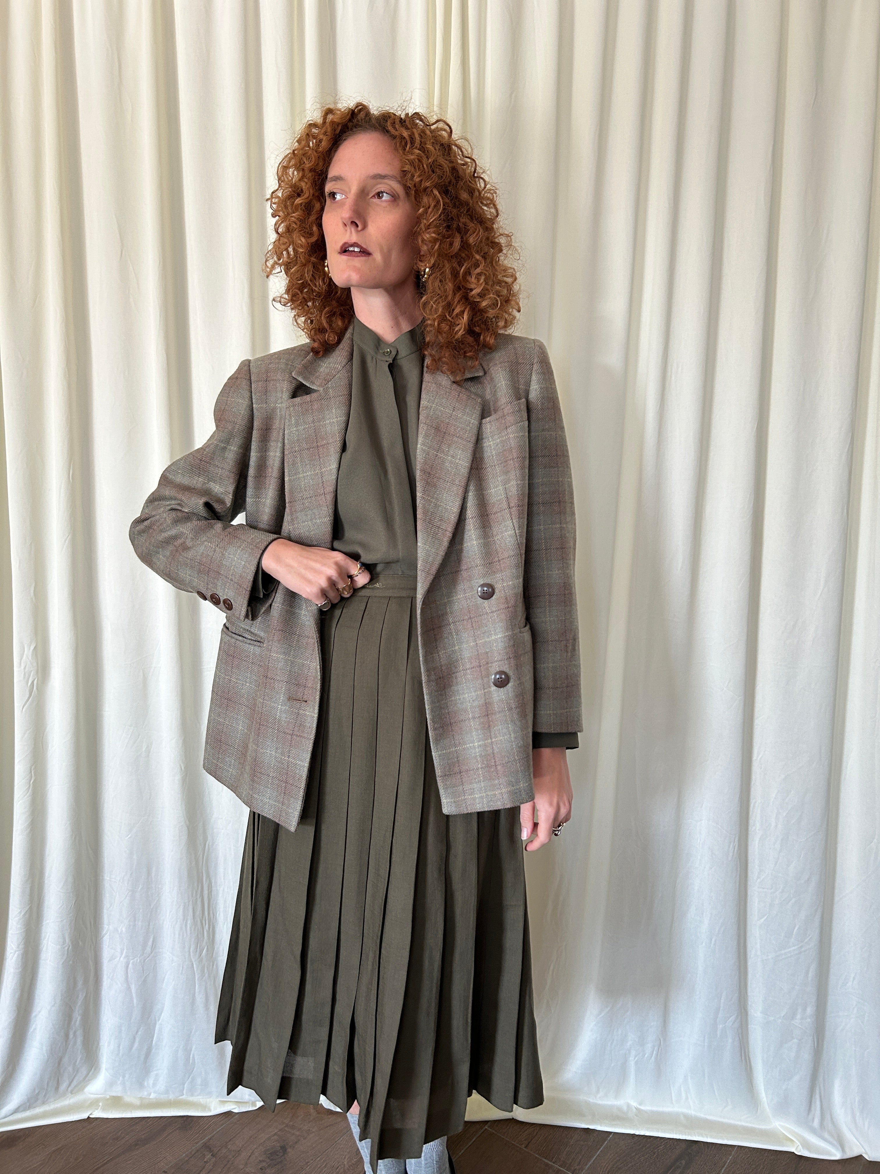 Curly Vintage