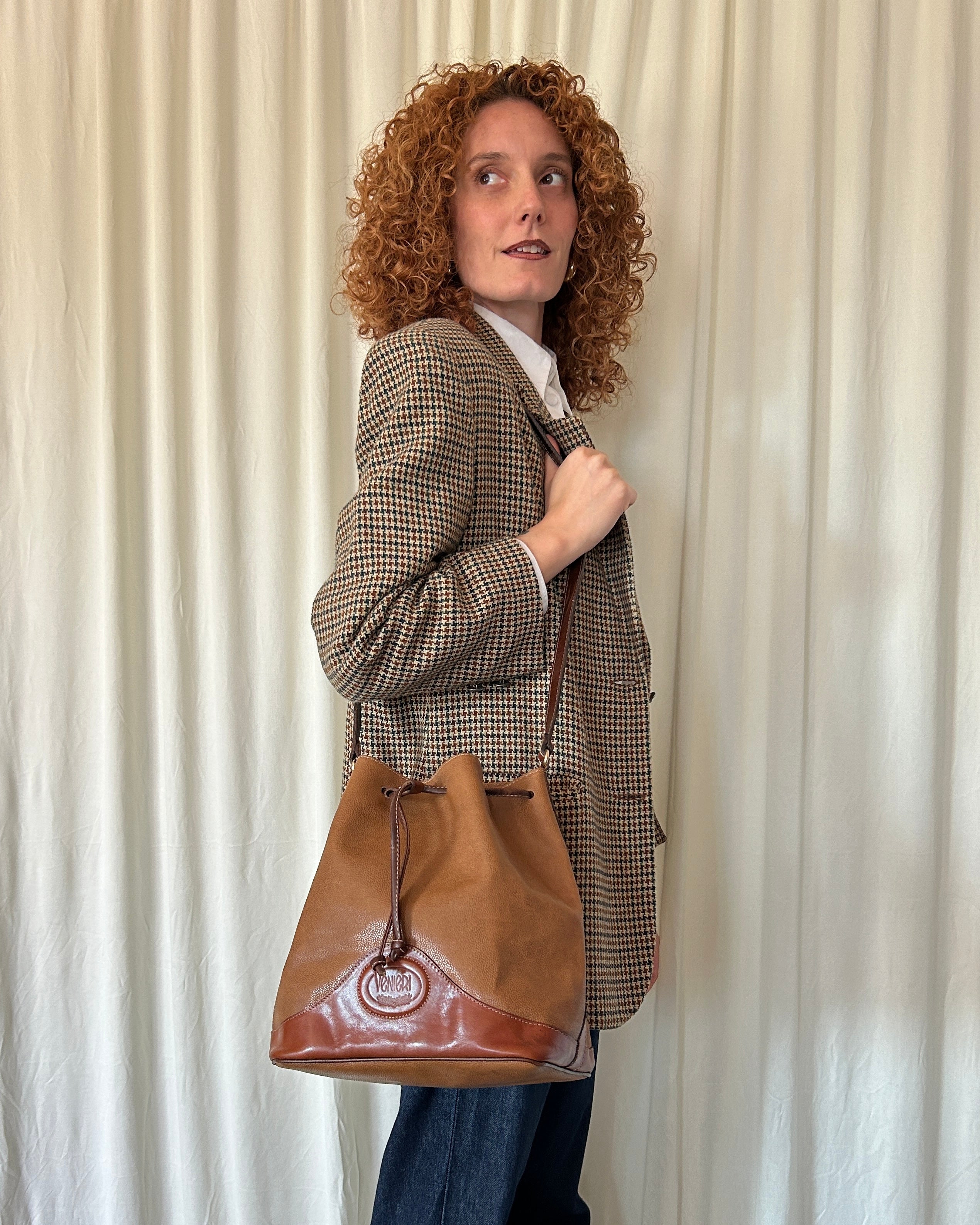 Curly Vintage