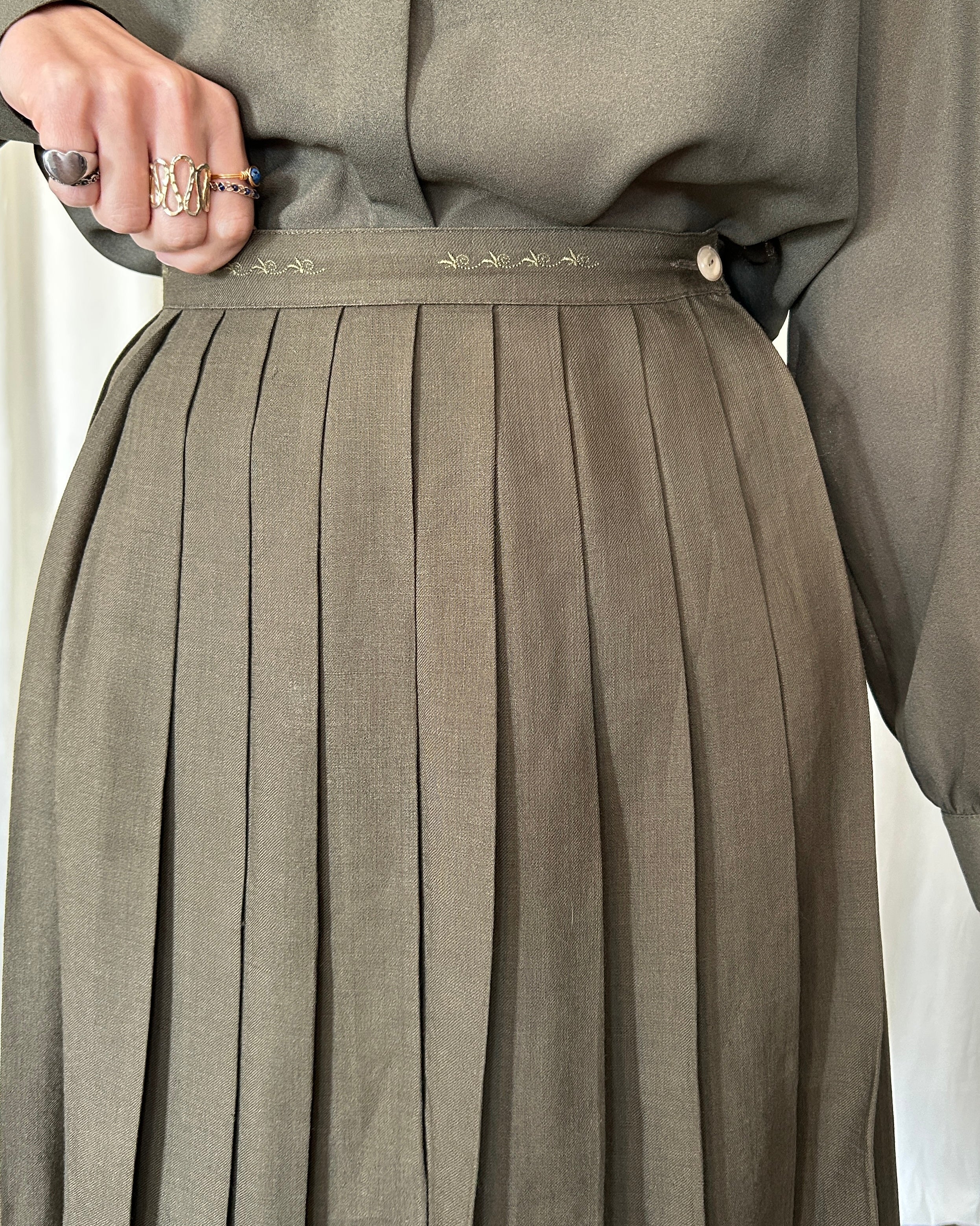 Curly Vintage