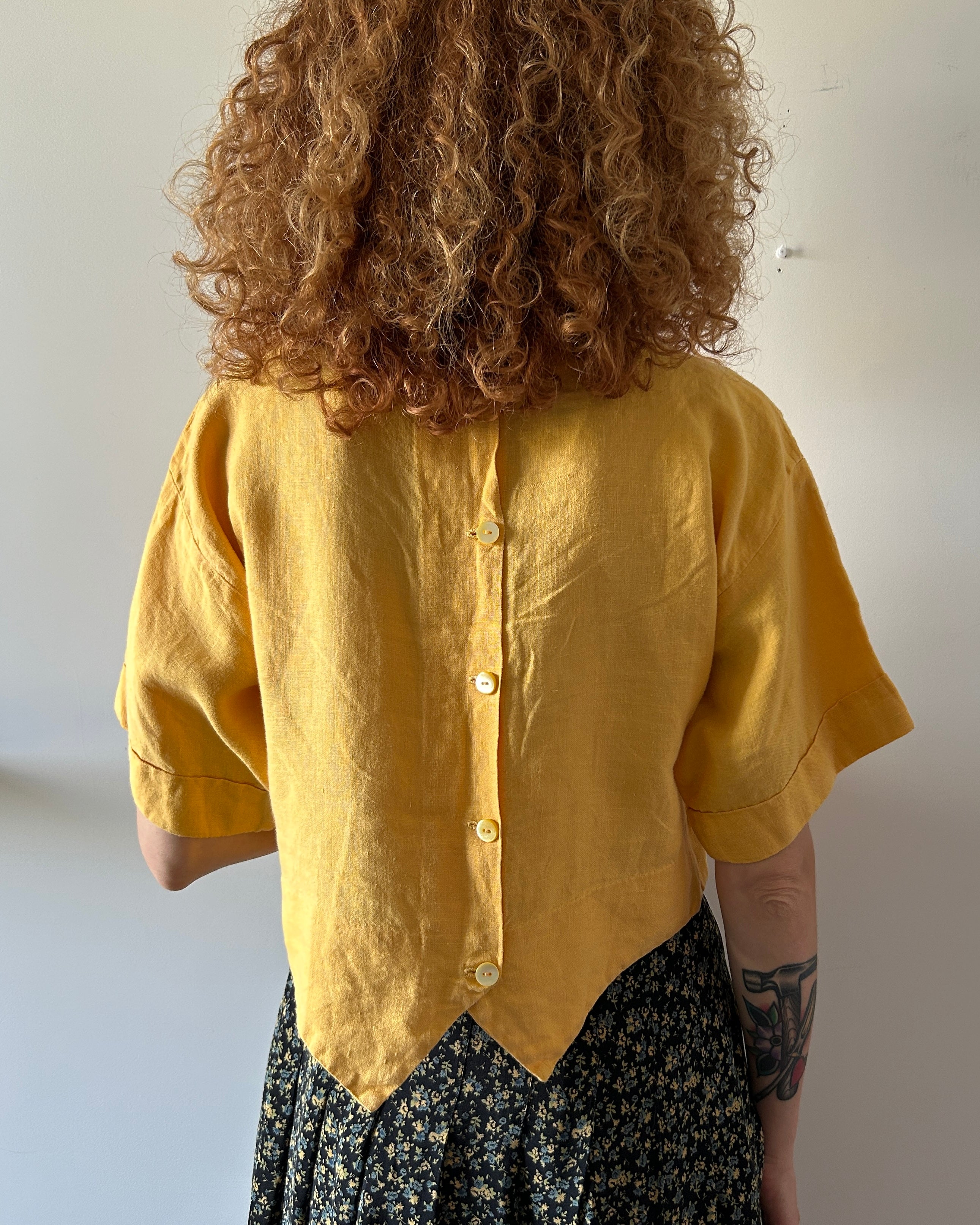 Camicia crop gialla