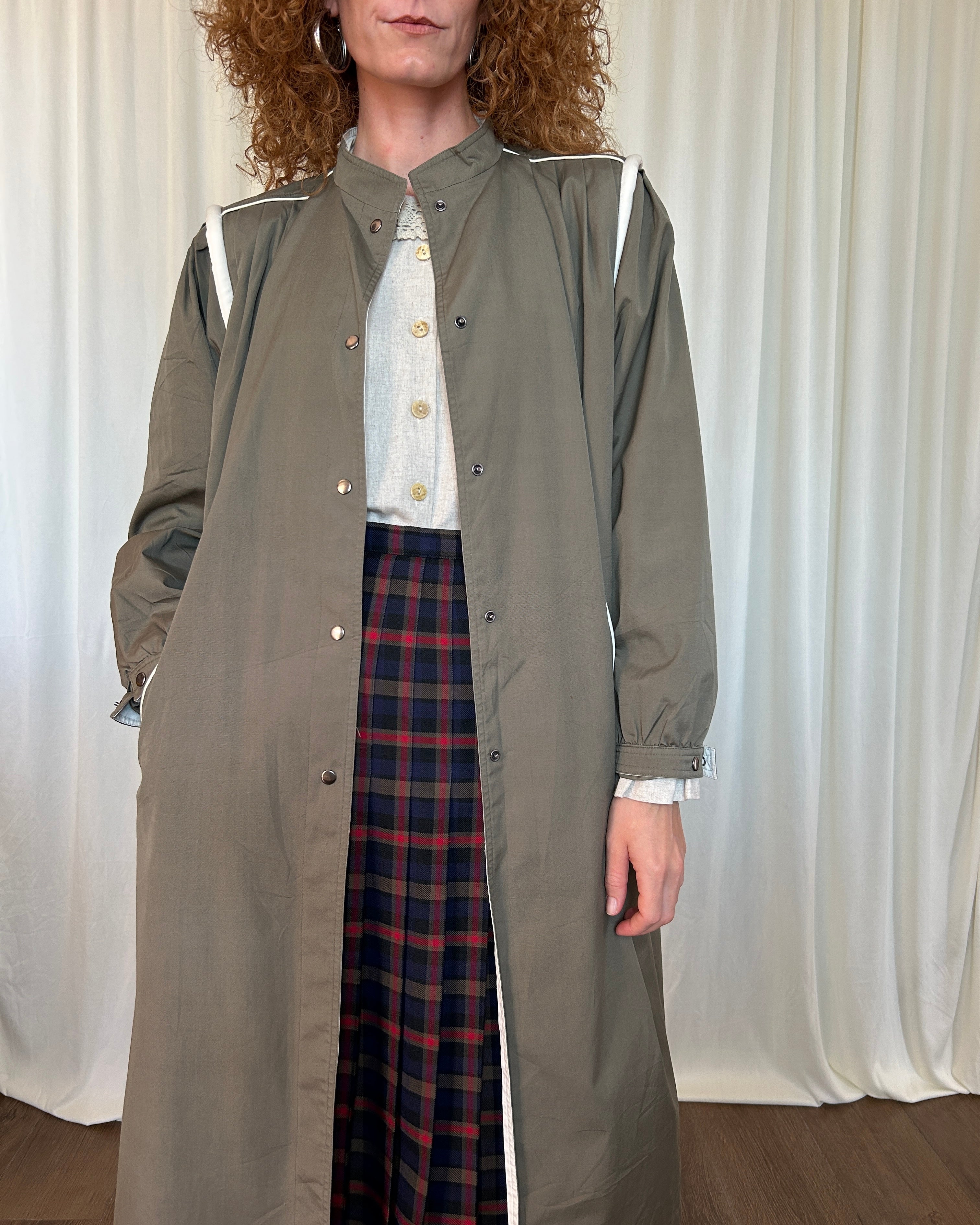 Trench cachi